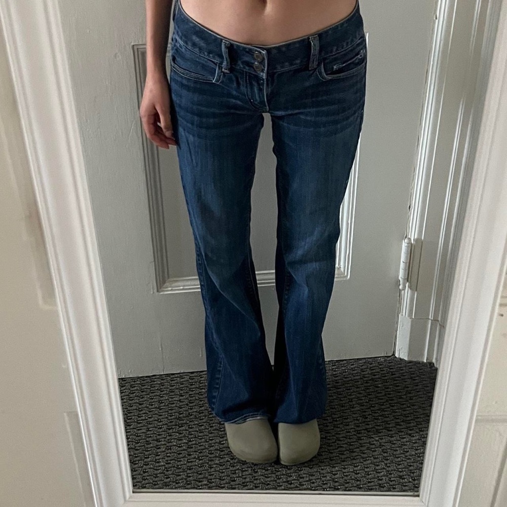 2000s american eagle low rise flare jeans!